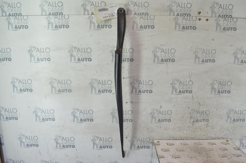 Braccio tergicristallo anteriore destro