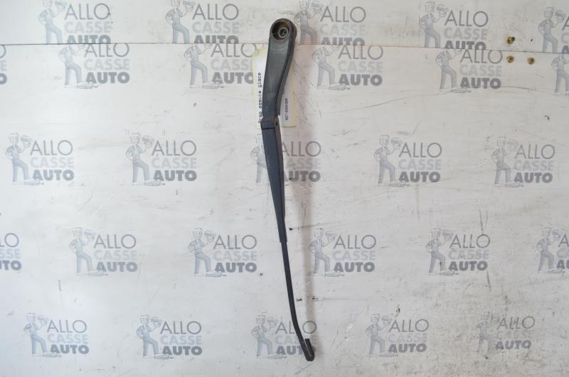 Braccio tergicristallo anteriore sinistro