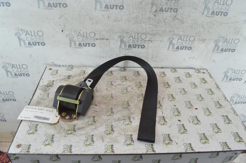 Ceinture avant droit