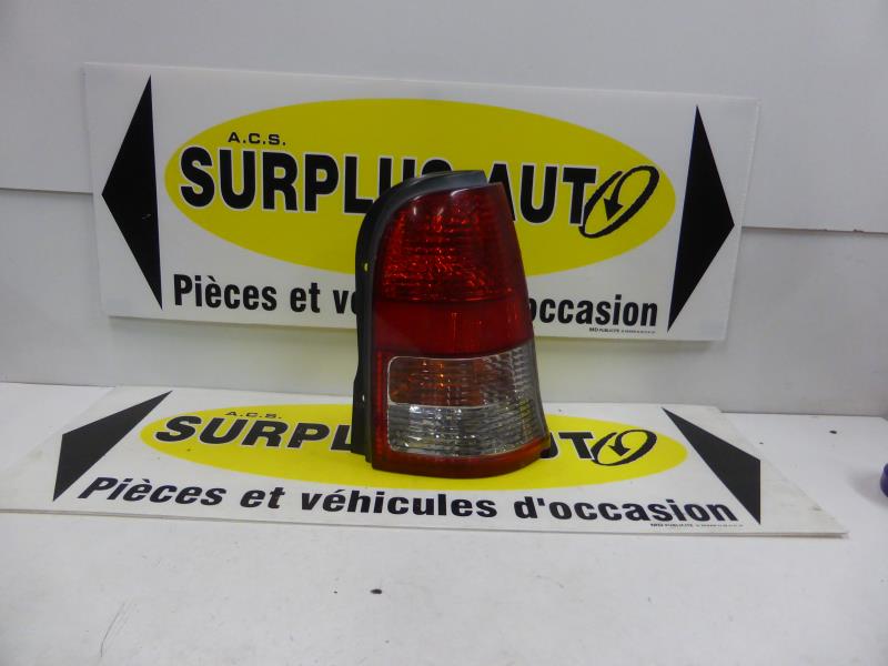 Feu arriere principal gauche (feux)