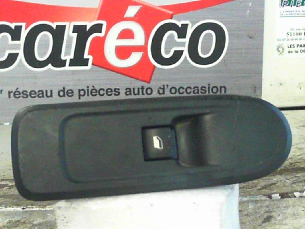 Interrupteur de leve vitre avant droit