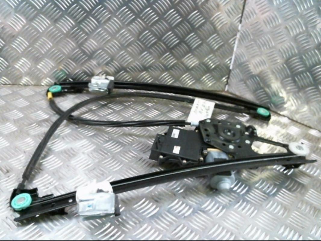 Alzacristalli elettrico anteriore destro