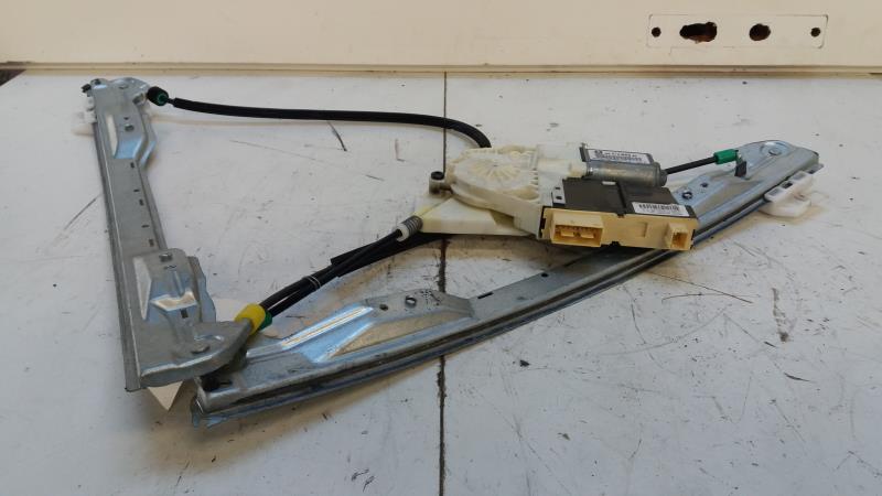 Leve vitre electrique avant gauche