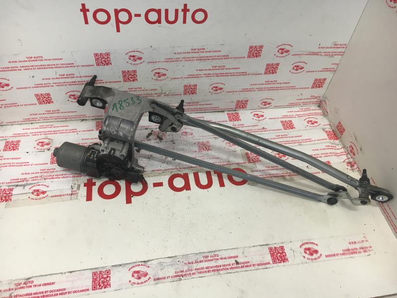 Moteur essuie glace avant