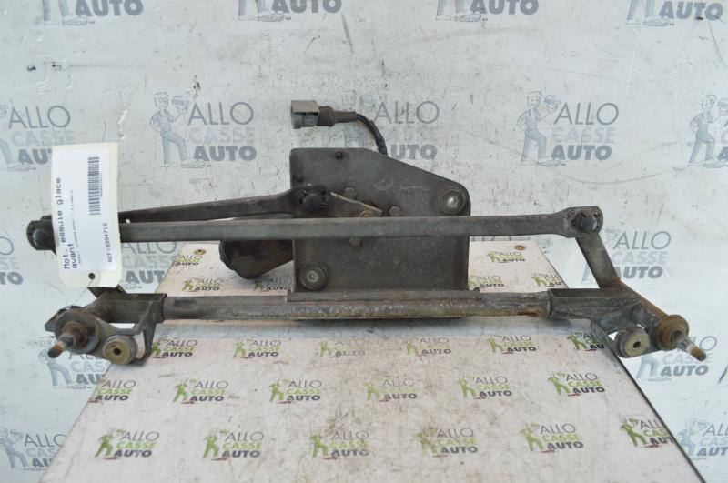Moteur essuie glace avant