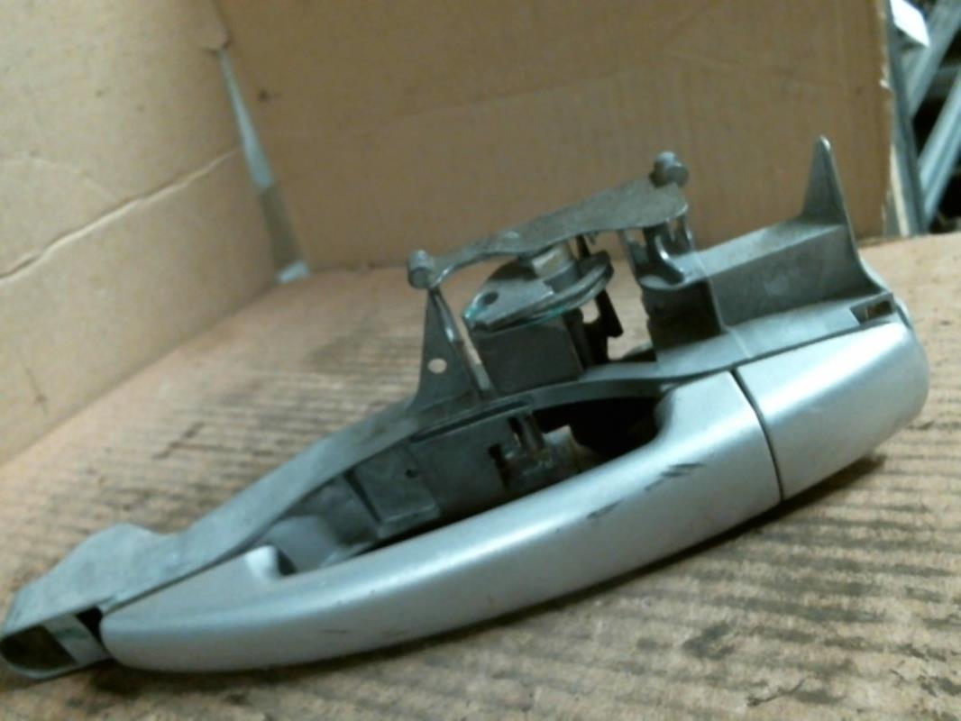 Maniglia portiera posteriore sinistra