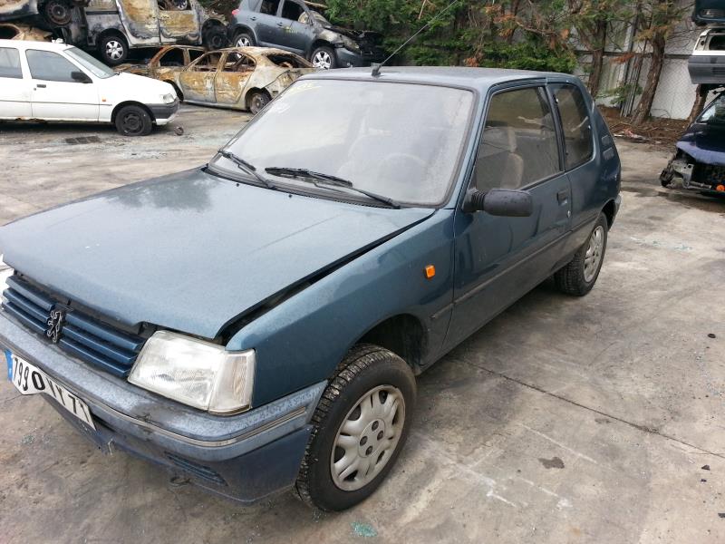 Specchietto retrovisore sinistro