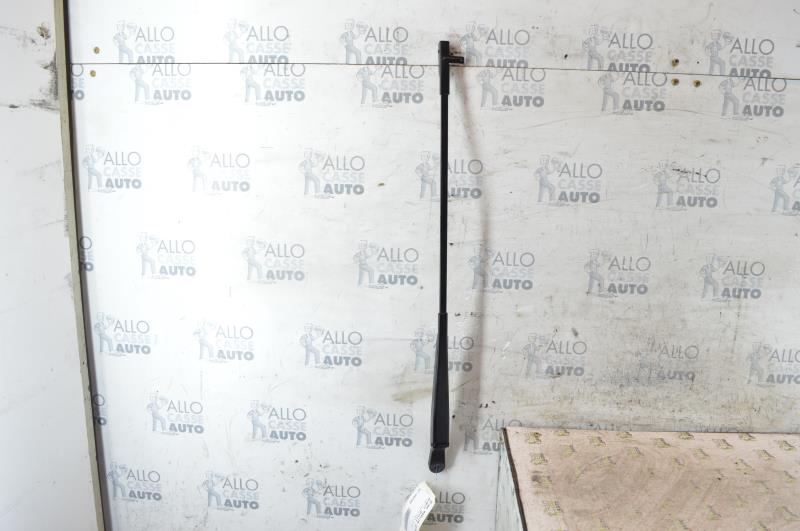 Braccio tergicristallo anteriore destro