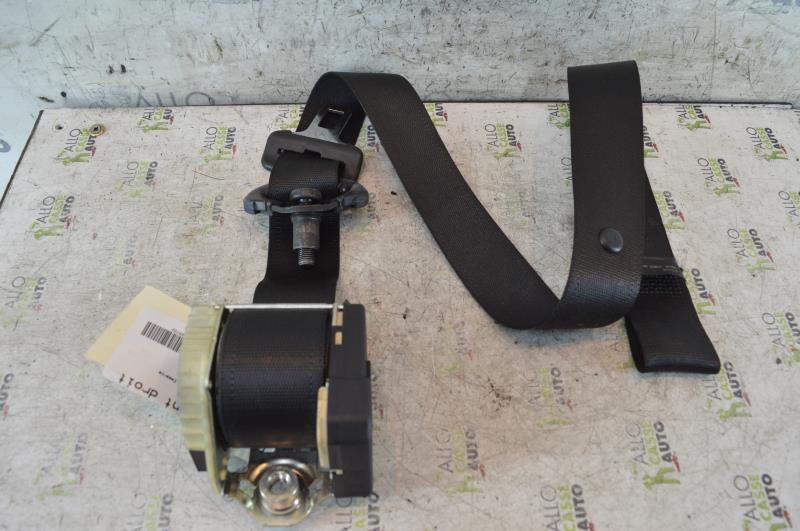 Ceinture avant droit