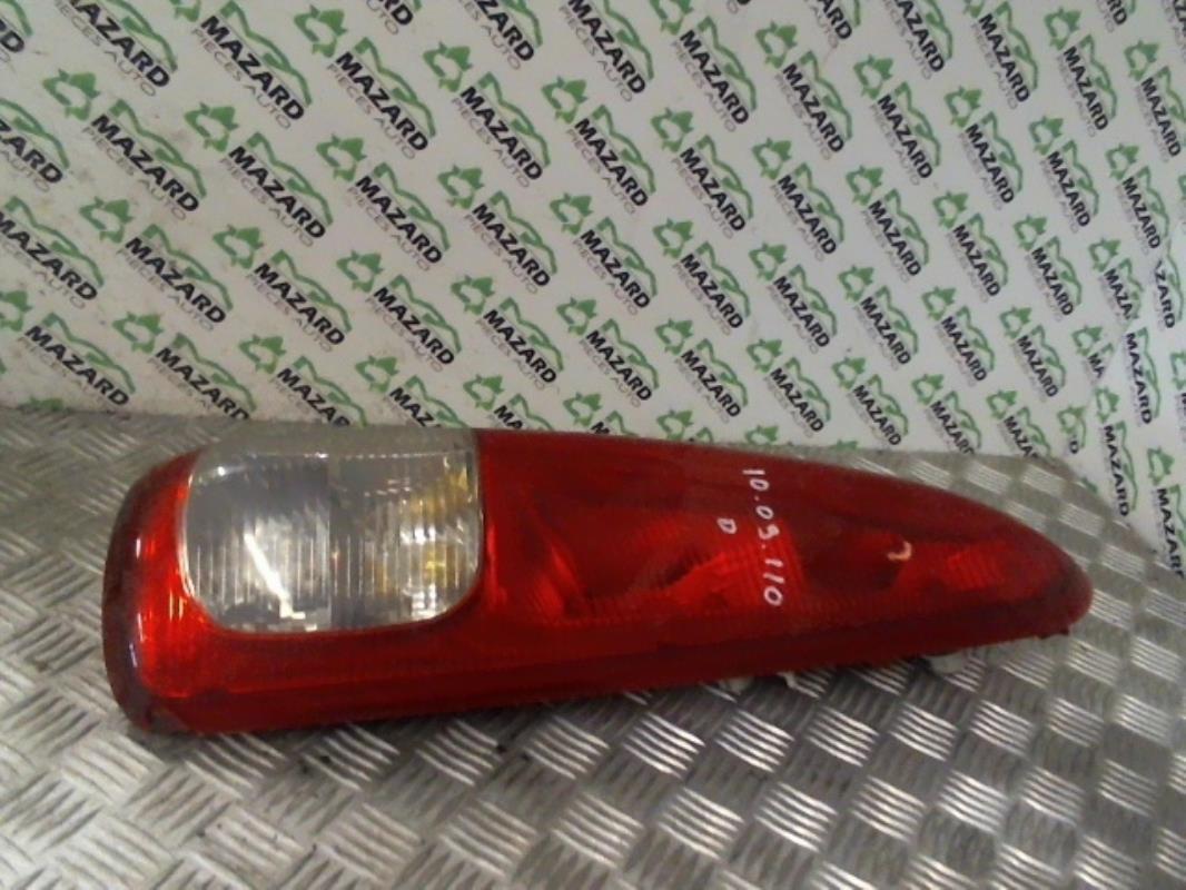 Luz trasera principal derecha (luces)
