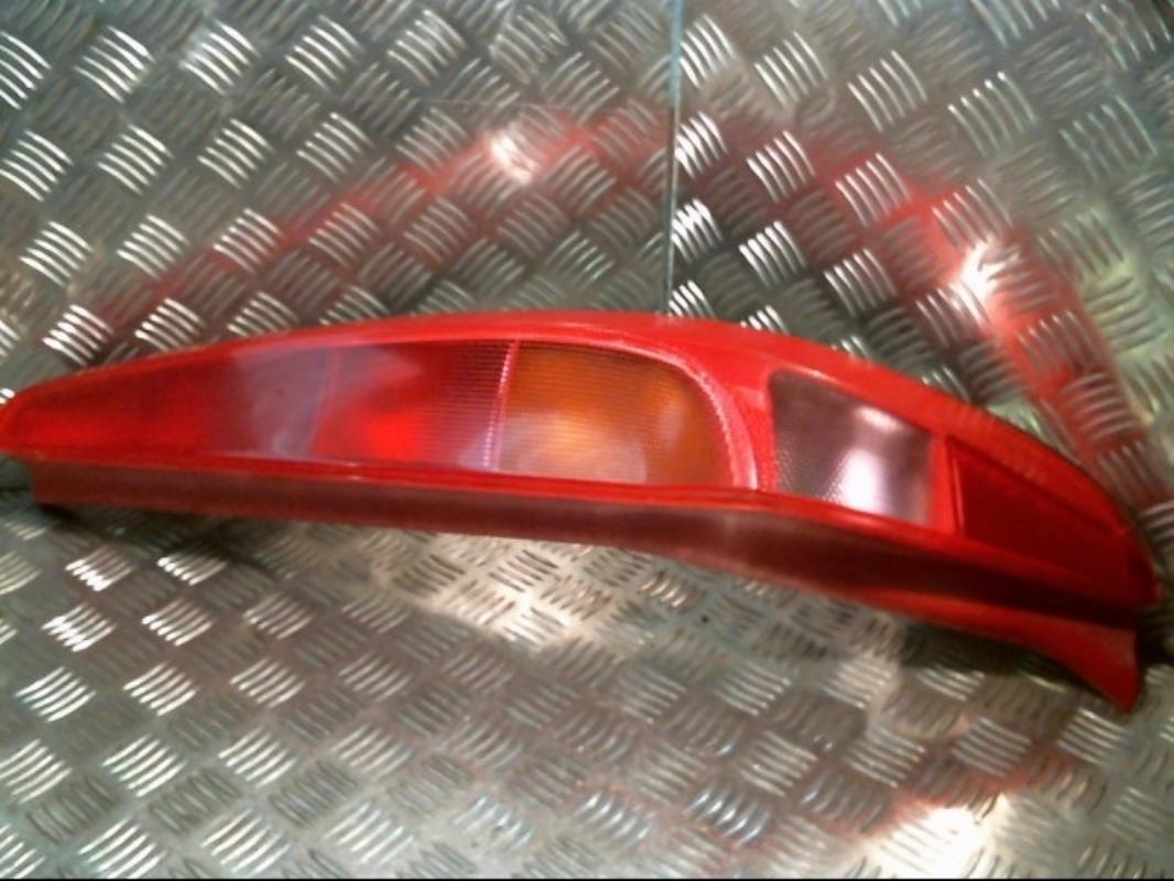 Fanale posteriore principale destro (luci)