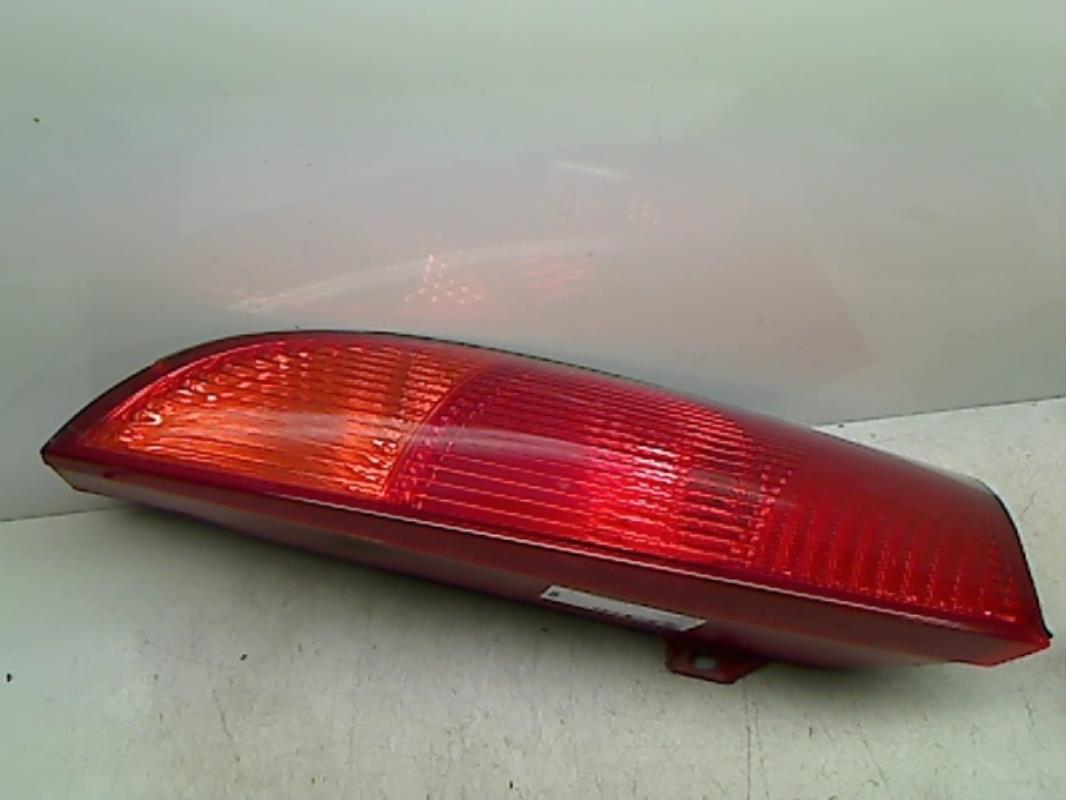 Feu arriere principal gauche (feux)