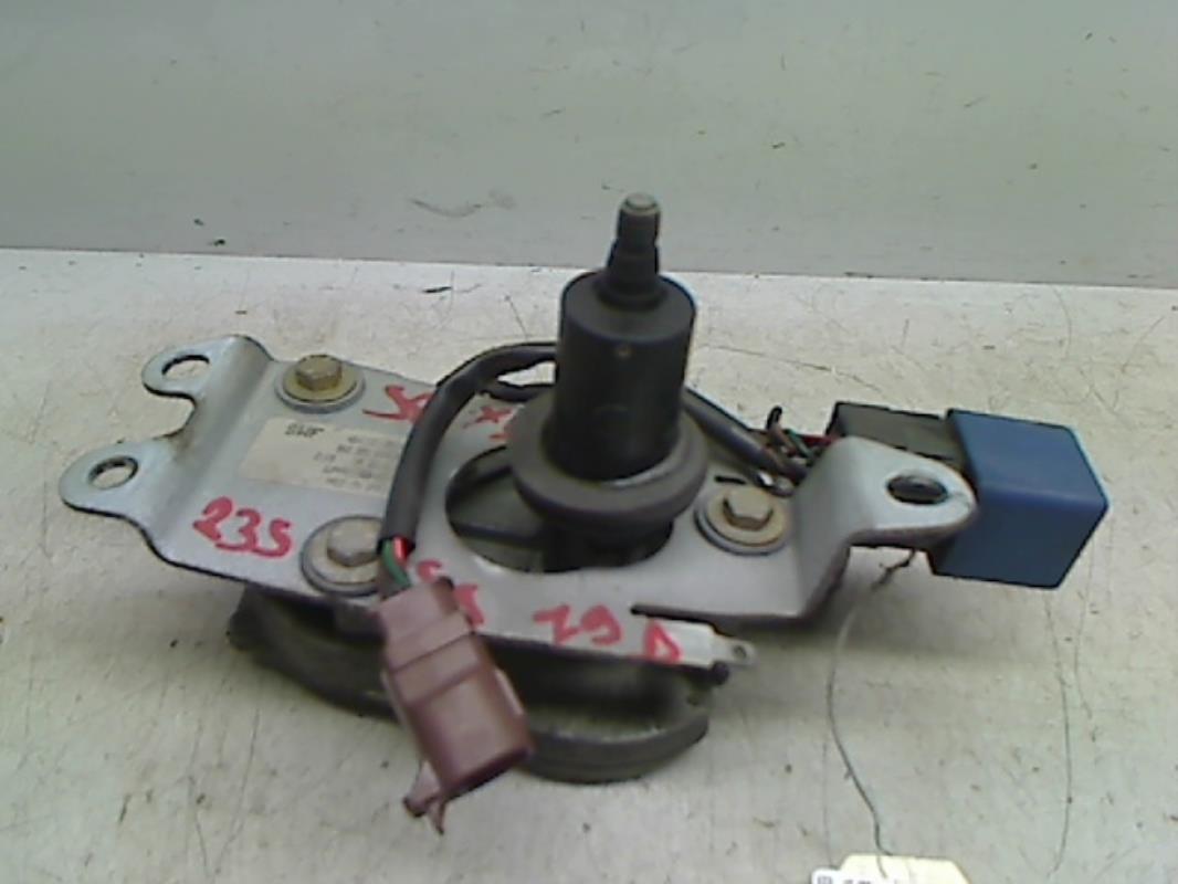 Moteur essuie glace arriere