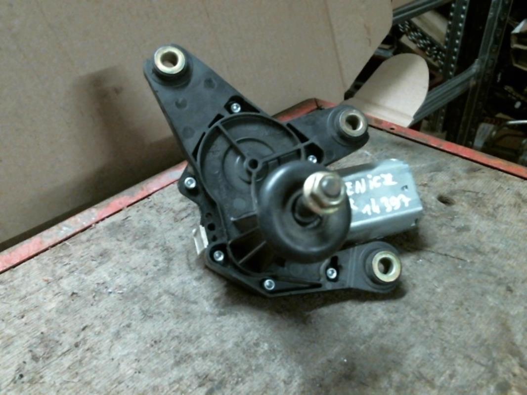 Moteur essuie glace arriere