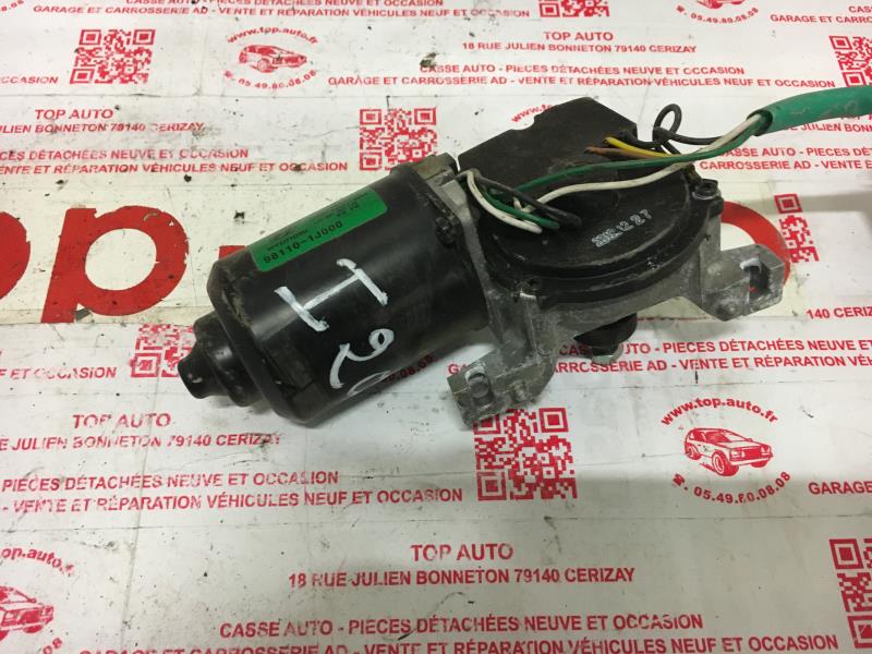 Moteur essuie glace avant