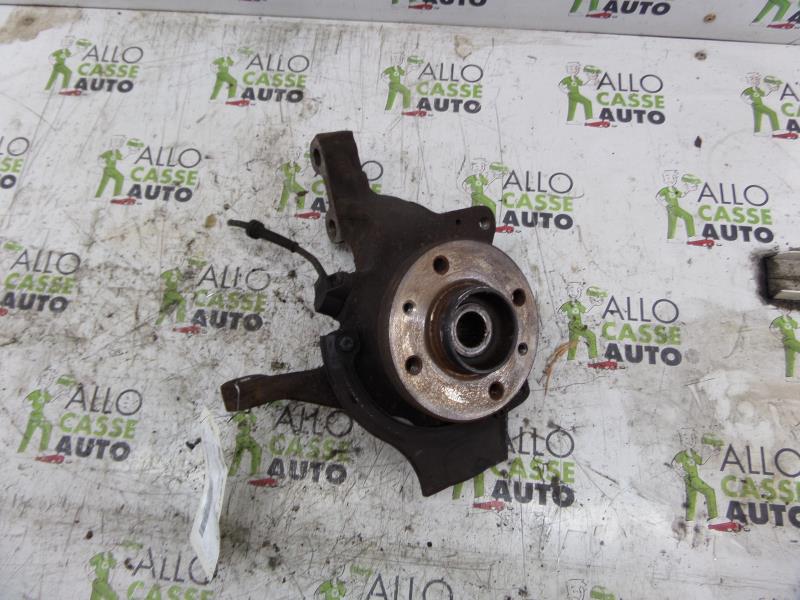Fuso a snodo anteriore destro