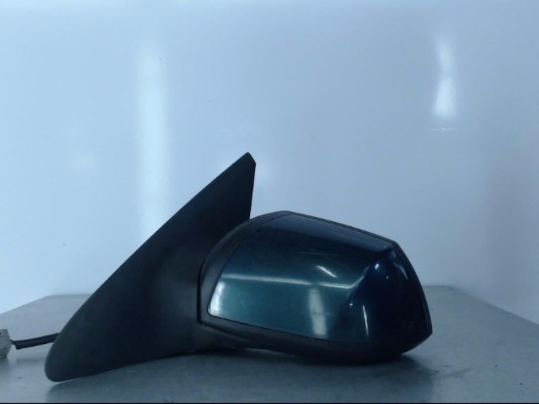 Retrovisor izquierdo