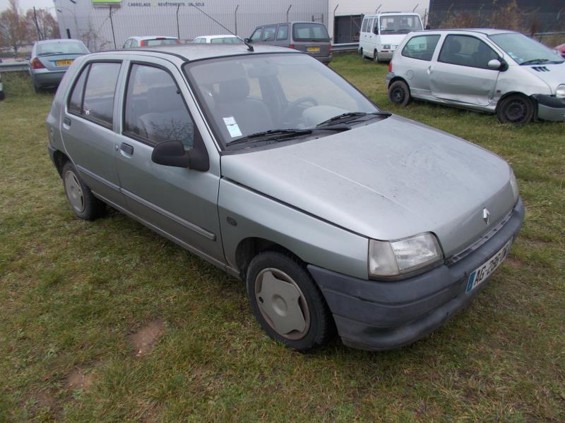 Maniglia portiera posteriore sinistra
