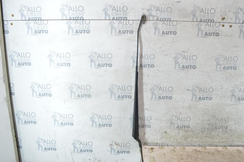 Braccio tergicristallo anteriore destro