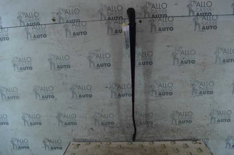 Braccio tergicristallo anteriore destro