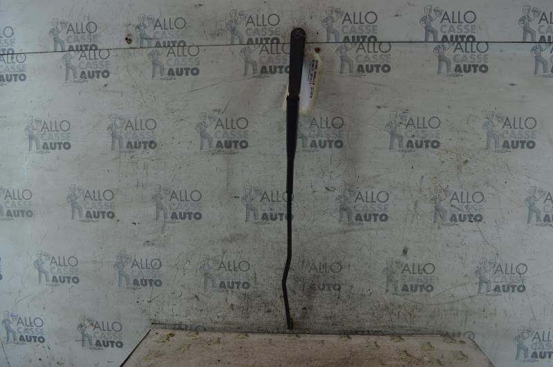 Braccio tergicristallo anteriore destro