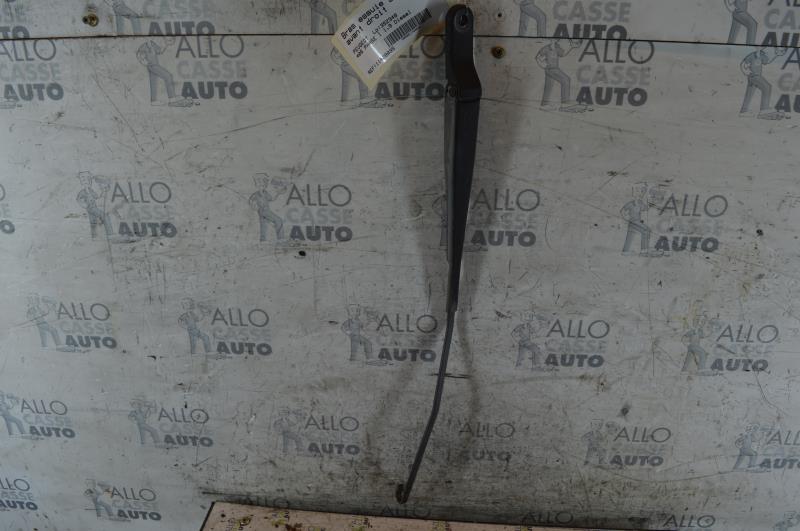 Braccio tergicristallo anteriore destro
