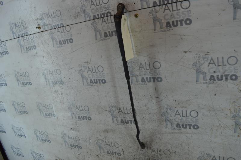 Braccio tergicristallo anteriore destro