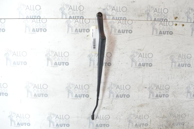 Braccio tergicristallo anteriore destro
