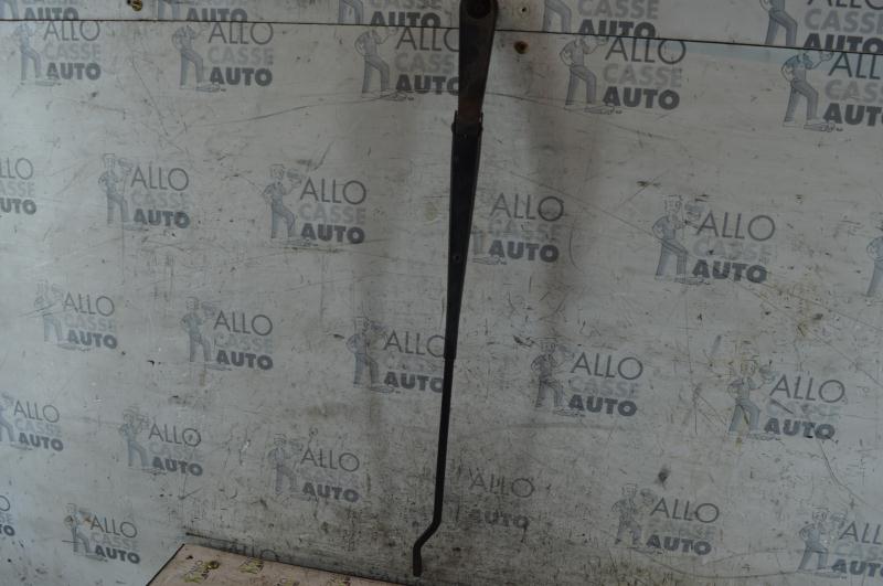 Braccio tergicristallo anteriore destro