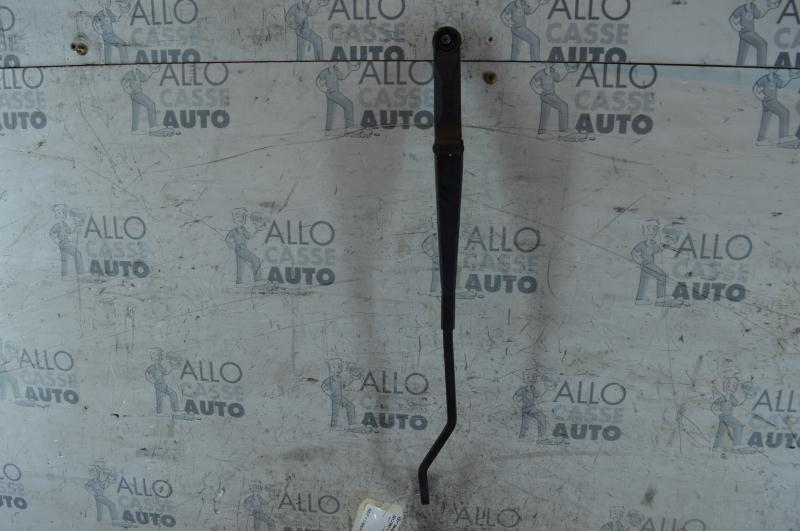Braccio tergicristallo anteriore destro
