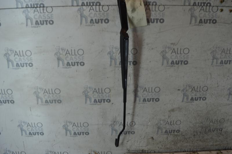 Limpiaparabrisas delantero izquierdo