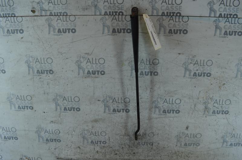 Braccio tergicristallo anteriore sinistro