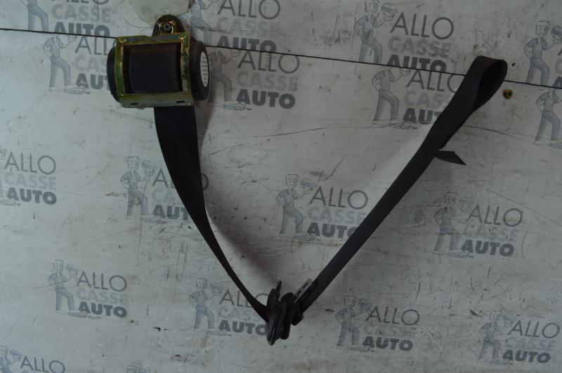 Ceinture avant gauche