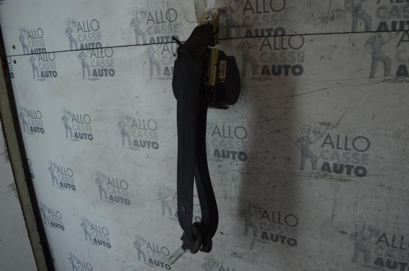 Ceinture avant gauche