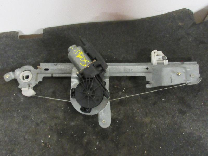Leve vitre electrique arriere gauche
