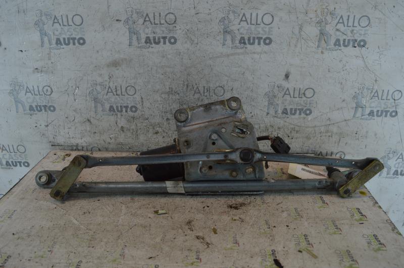 Moteur essuie glace avant