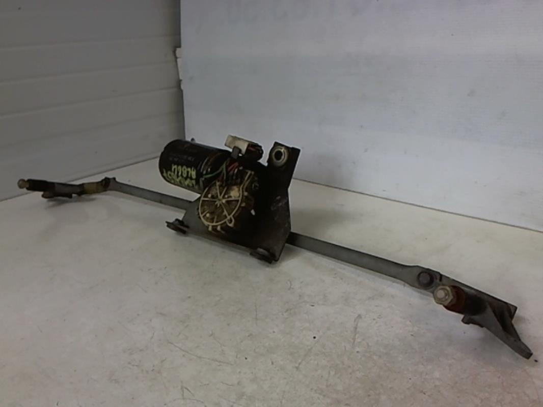 Moteur essuie glace avant