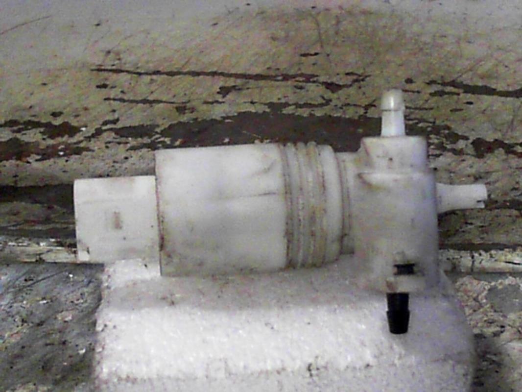 Pompe lave glace avant