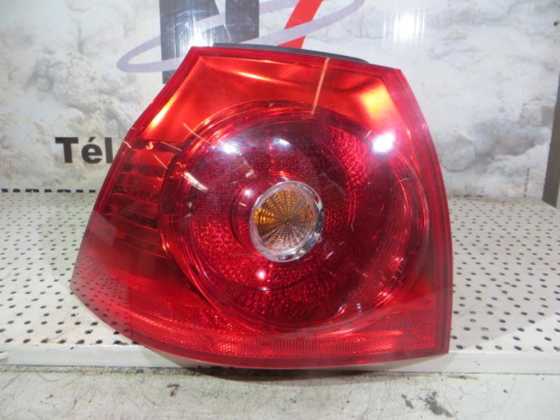 Fanale posteriore principale sinistro (luci)