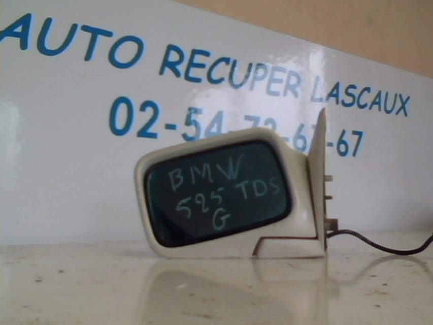 Retrovisor izquierdo