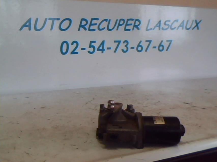 Motore tergicristallo anteriore