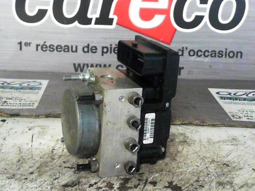 Bloc ABS (freins anti-blocage)