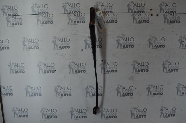 Braccio tergicristallo anteriore destro