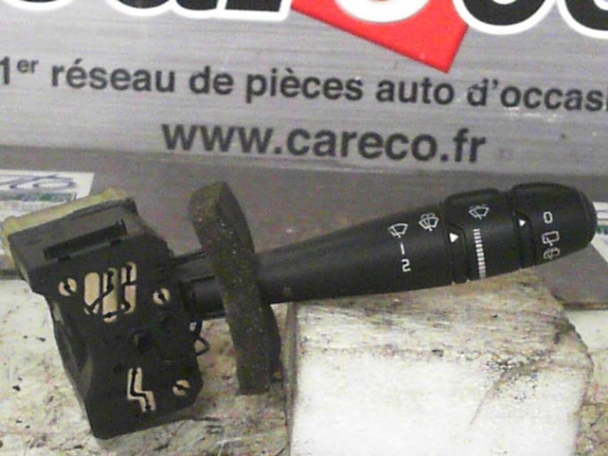 Commodo d'essuie glaces