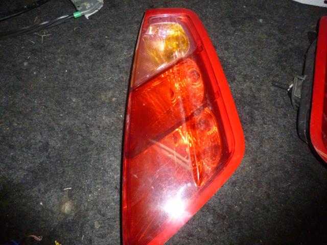 Fanale posteriore principale destro (luci)
