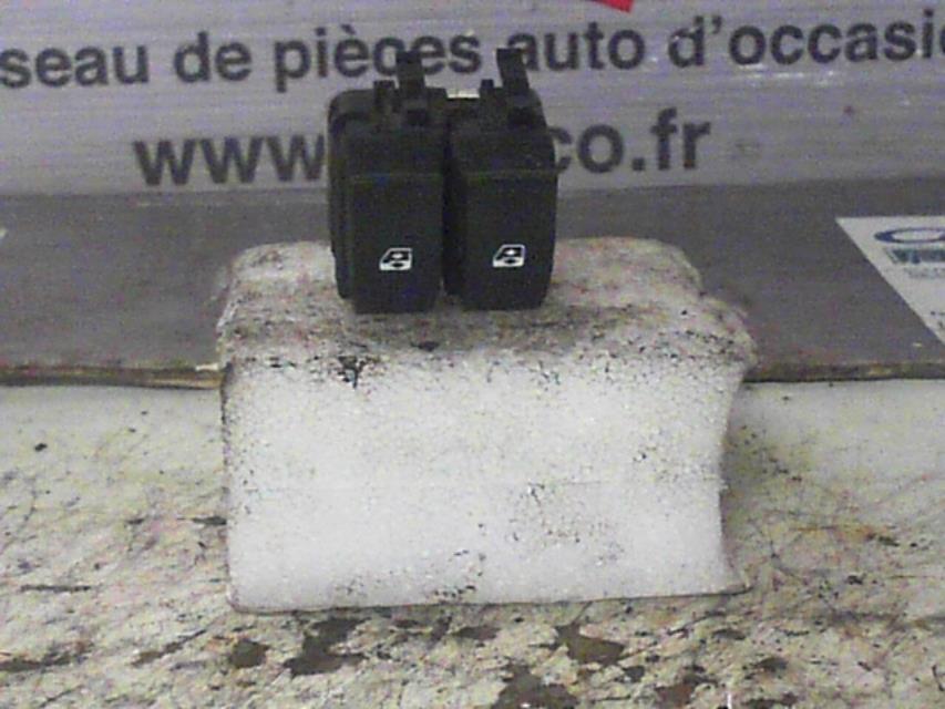 Interrupteur de leve vitre