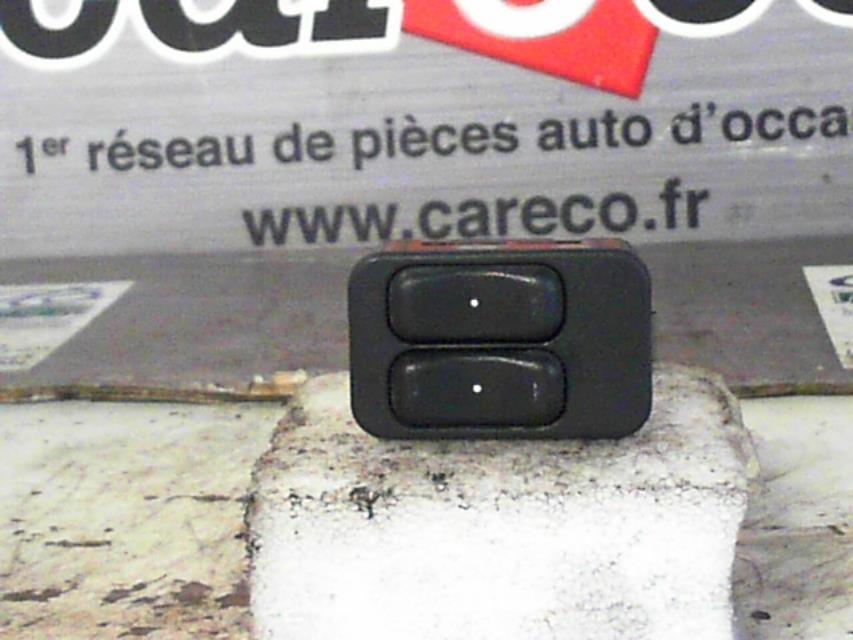 Interrupteur de leve vitre avant gauche