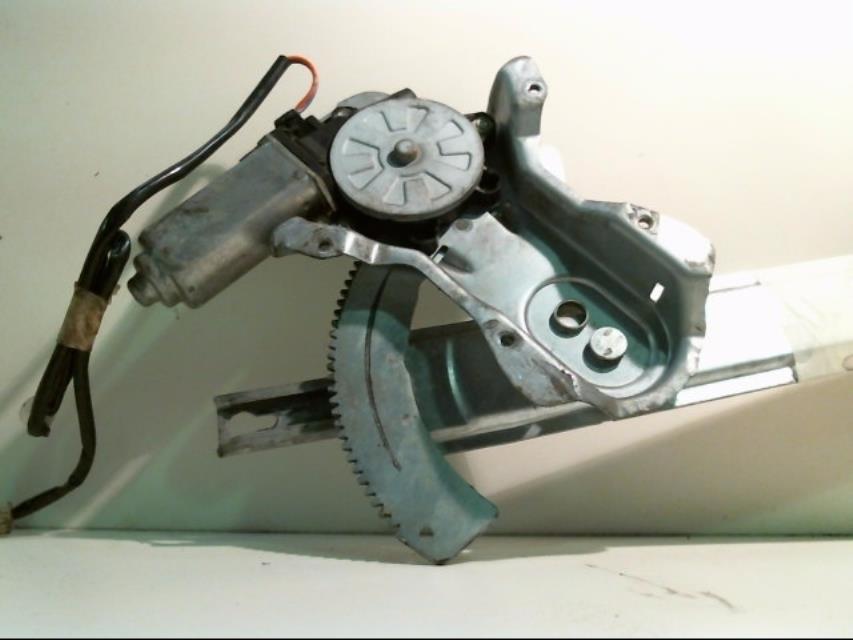 Leve vitre electrique avant droit