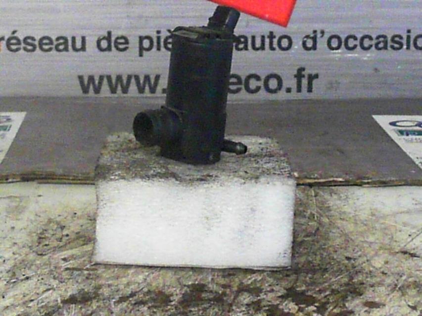 Pompe lave glace arriere