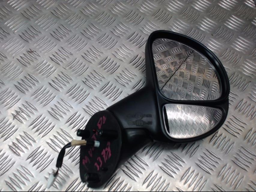 Foto pieza de coche